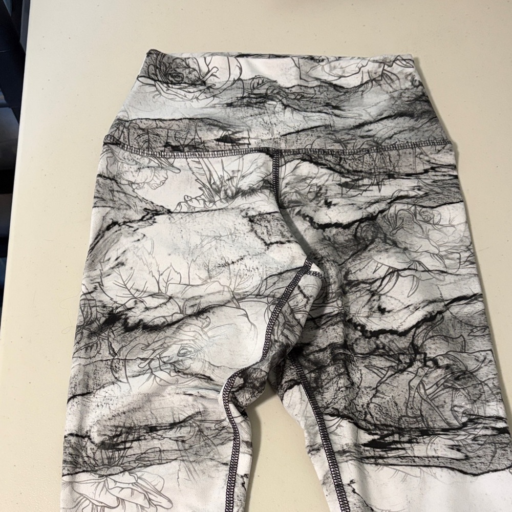 Evolution and Creation Monochrome Artistic Leggings